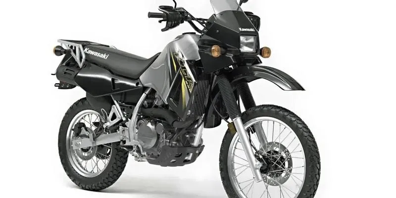 Kawasaki KLX650 – czy warto kupić tego singla? Poradnik kupującego
