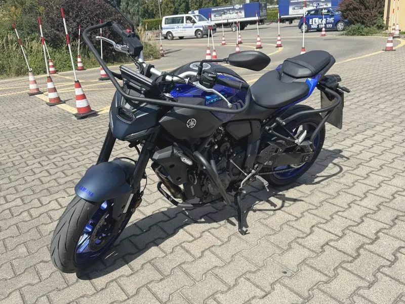 Prawo jazdy na motocykl: przewodnik po kategoriach i kosztach