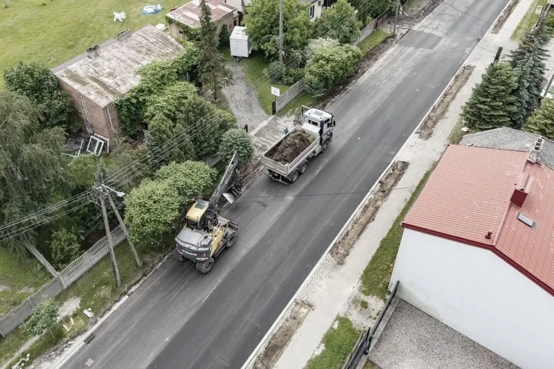 Trasy motocyklowe Łódzkie: odkryj kręte i nieznane drogi