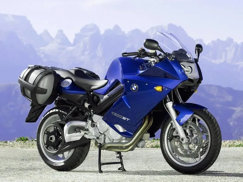 Wybór BMW 800: GS, R czy GT — który model będzie dla ciebie najlepszy?