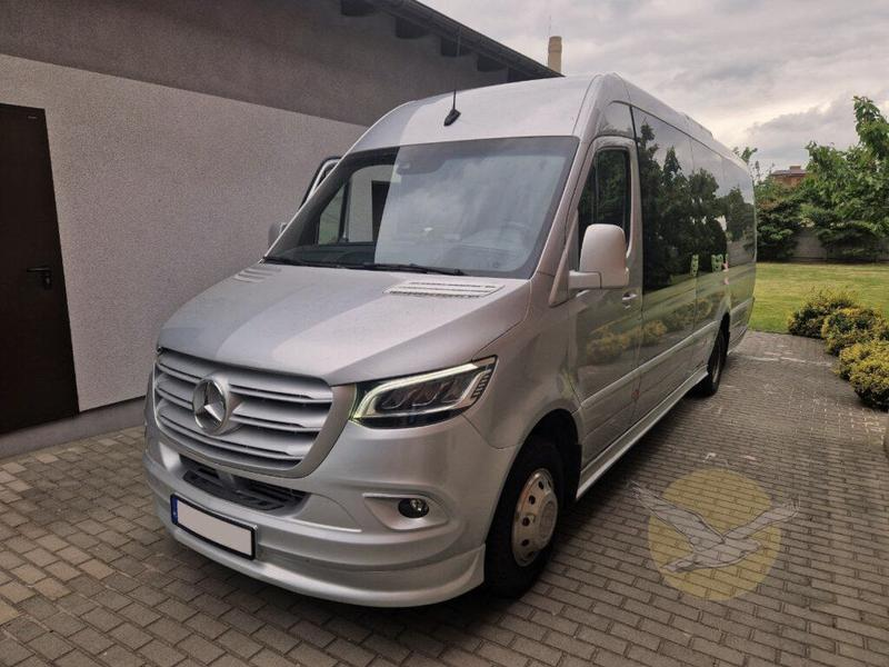 Modele busów osobowych