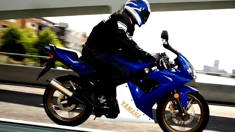 Yamaha TZR 50 v-max